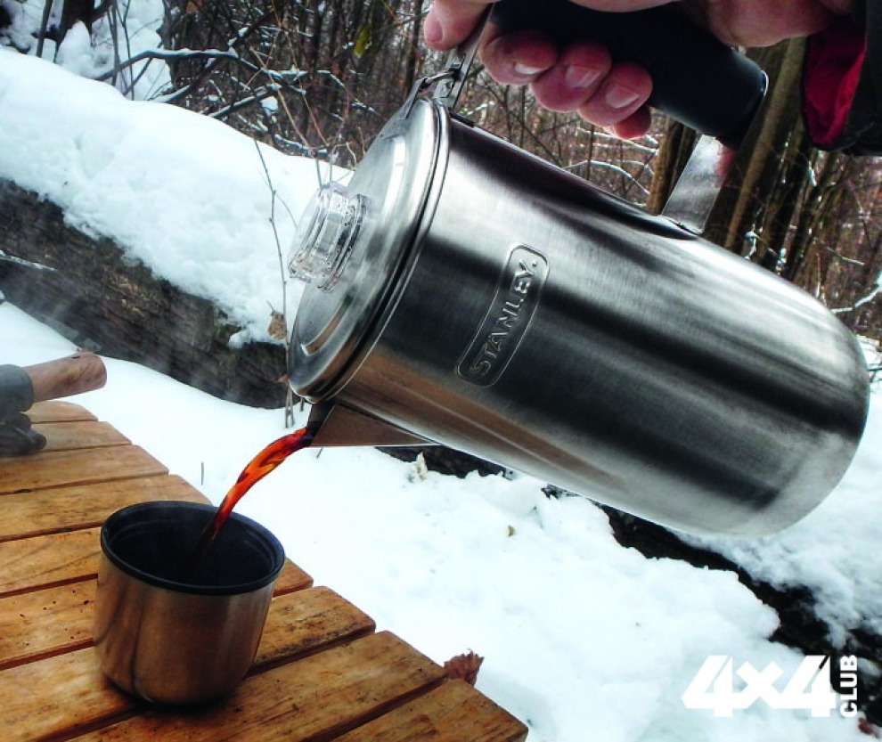 Есть много способов в холодный день напоить экипаж горячим кофе. Мы расскажем о самом аутентичном