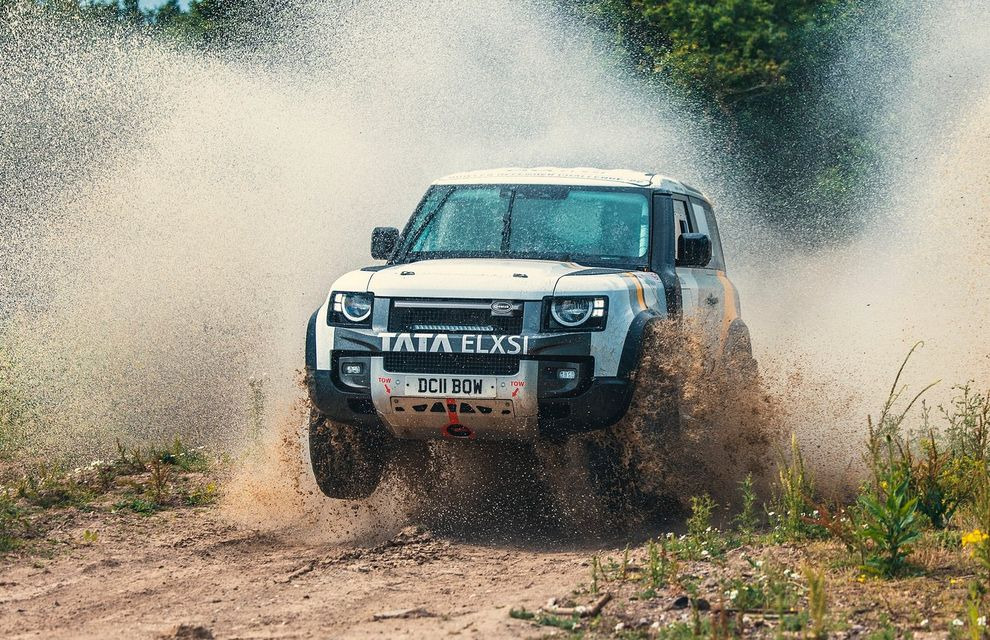 Land Rover Defender Bowler готовится к международным ралли-рейдам