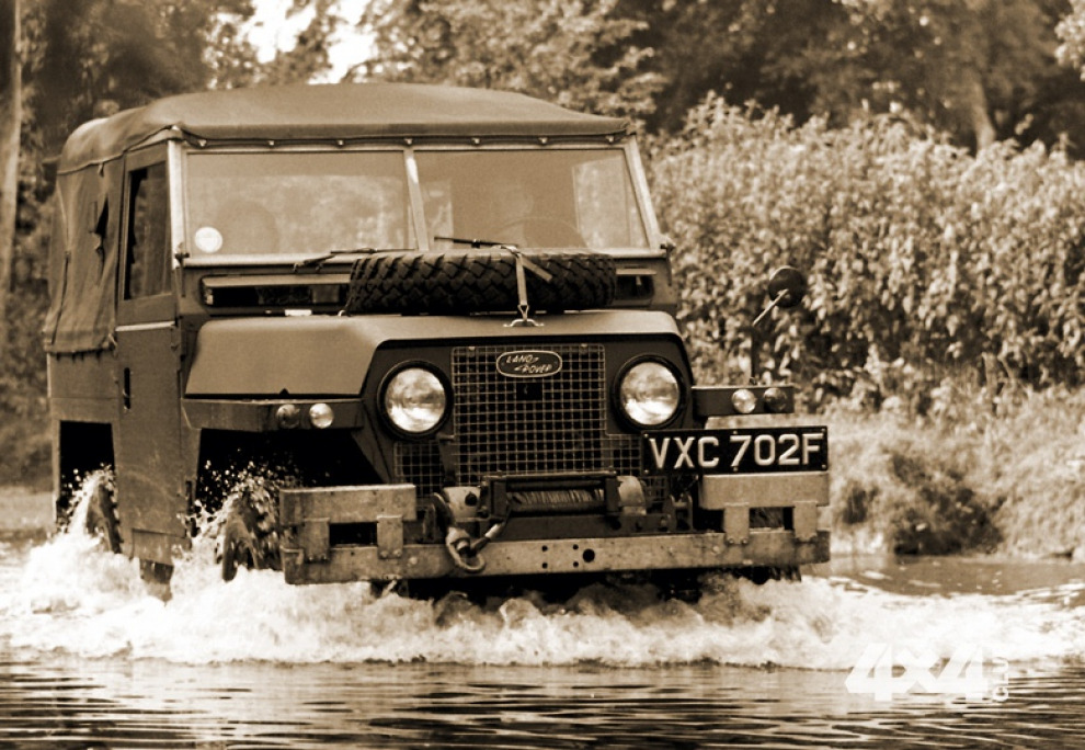 Служба по призыву. Армейские версии Land Rover Defender