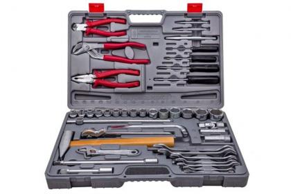 Какие инструменты обязательно должны быть у автомобилиста и почему