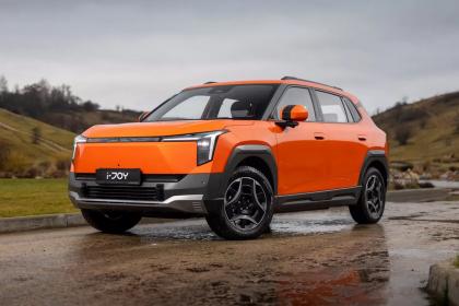 EVOLUTE i-JOY: российский кроссовер нового поколения появился в продаже