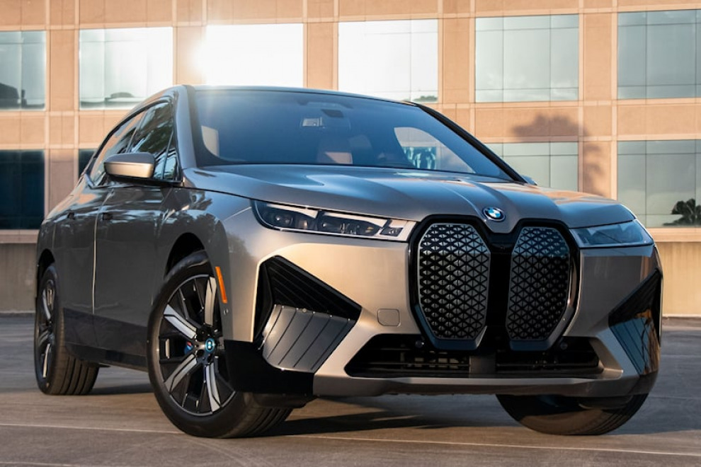 Первые модели своего «Нового Класса» BMW представит в 2023 году