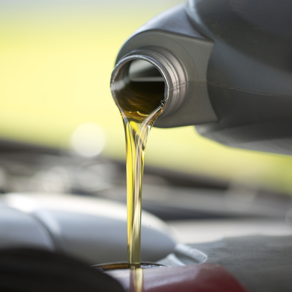 Исследование: какое моторное масло выбирают россияне