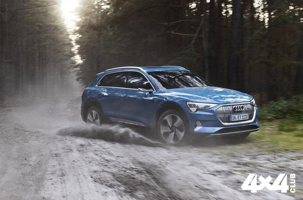 Audi e-tron появится в продаже на месяц позже запланированного срока