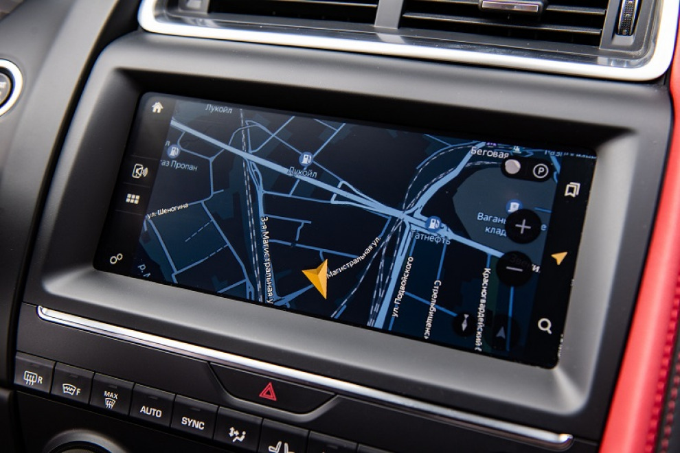 Яндекс укажет Jaguar и Land Rover правильный путь