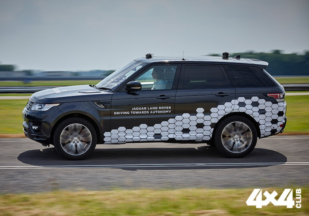 Jaguar Land Rover показал свой первый автономный внедорожник