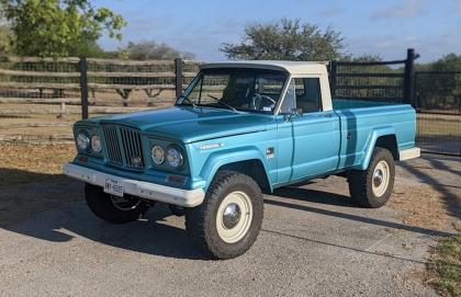 Jeep Gladiator 1966 года стал современным автомобилем, но сохранил олдскульный вид