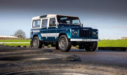 Лучший рестомод сорокалетнего LR Defender