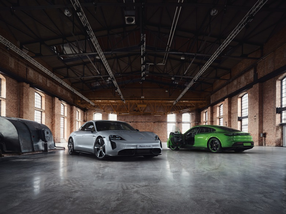 Porsche Taycan: как совместить «бензиновый» опыт с современными технологическими устремлениями?