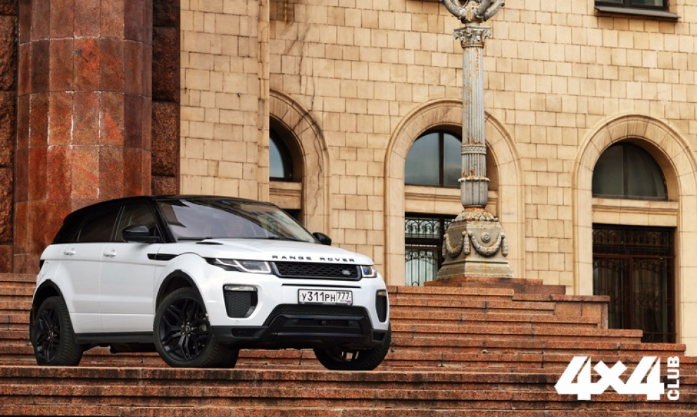 Авторы обновлённого Range Rover Evoque решили не упрощать жизнь будущих владельцев