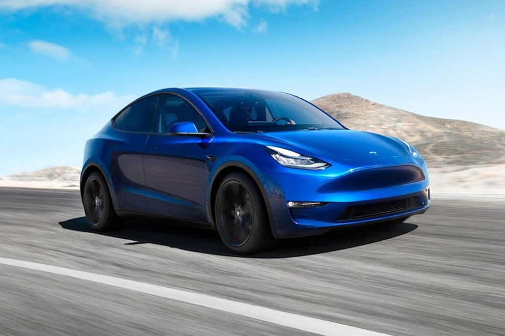 Tesla Model Y стала самым продаваемым автомобилем в мире, как и предсказывал Маск