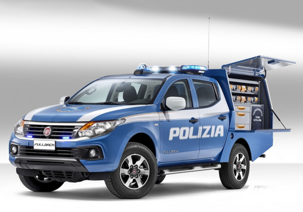 Fiat сделал пикап для полицейских-криминалистов