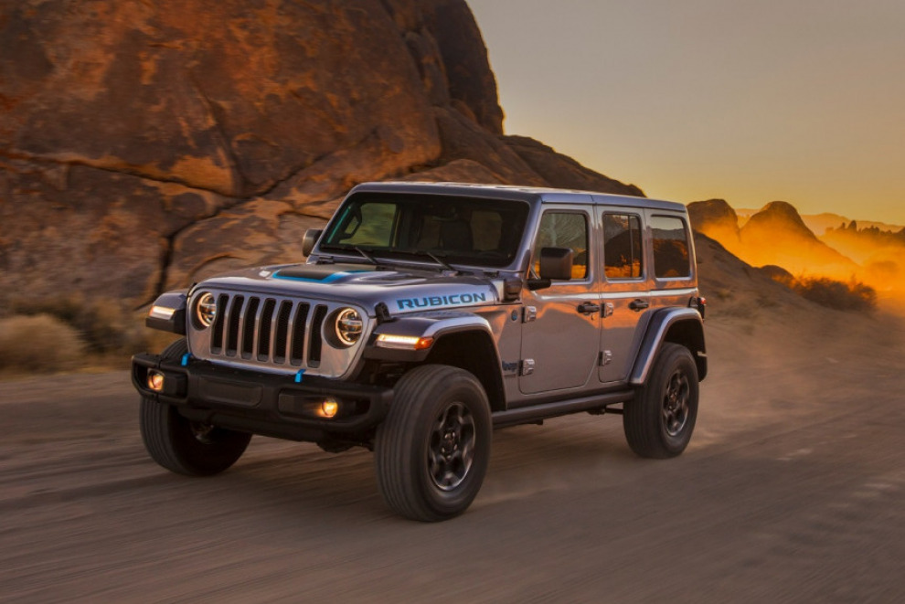 Jeep объявил цены на гибридный Wrangler
