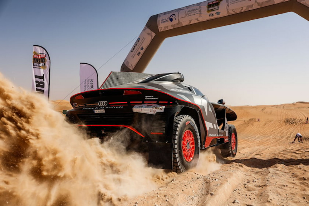 Причудливый гоночный Audi победил в Desert Challenge