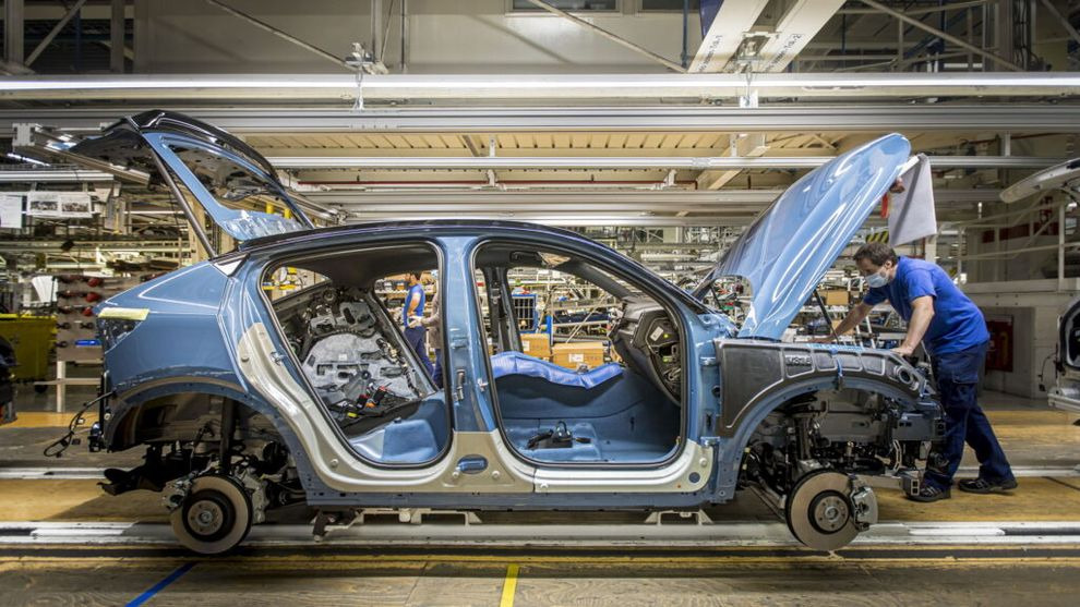 Хуситы приостанавливают европейское производство Volvo и Tesla