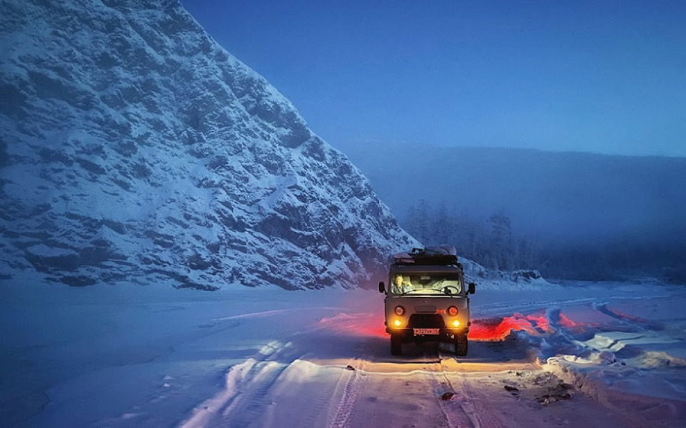 «Буханку» в снегах Якутии назвали лучшей фотографией
