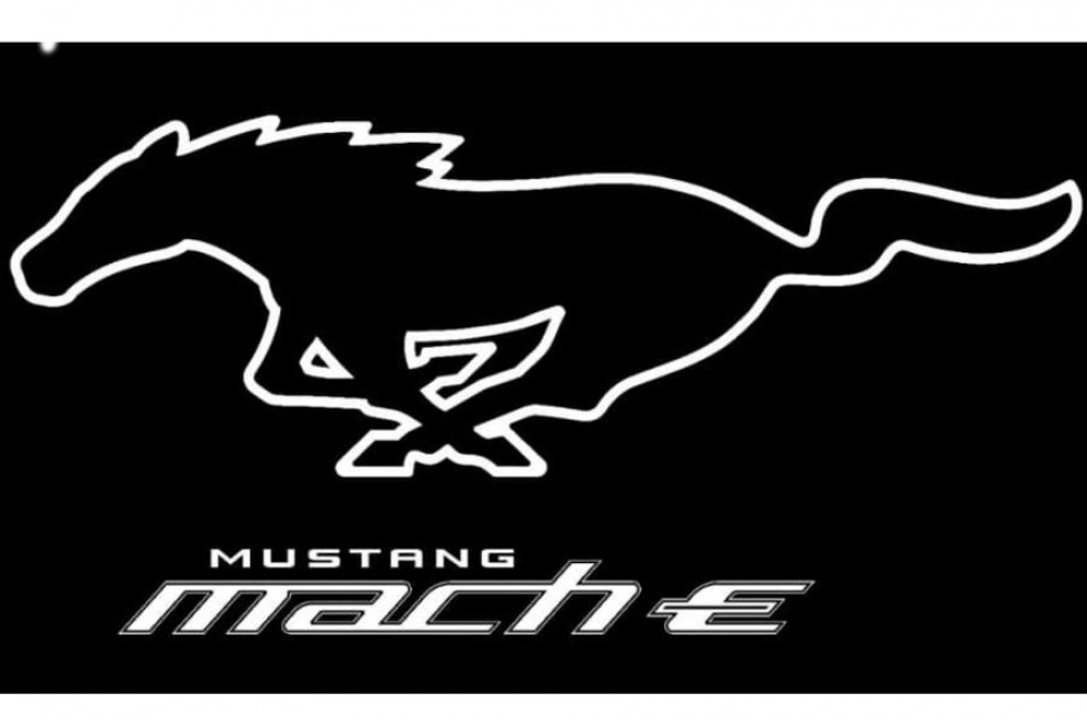 Электрический Mustang растоптал популярные в Америке седаны