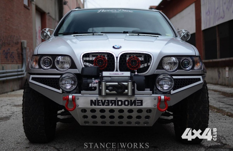 Внедорожный тюнинг BMW X5 от NeverDone