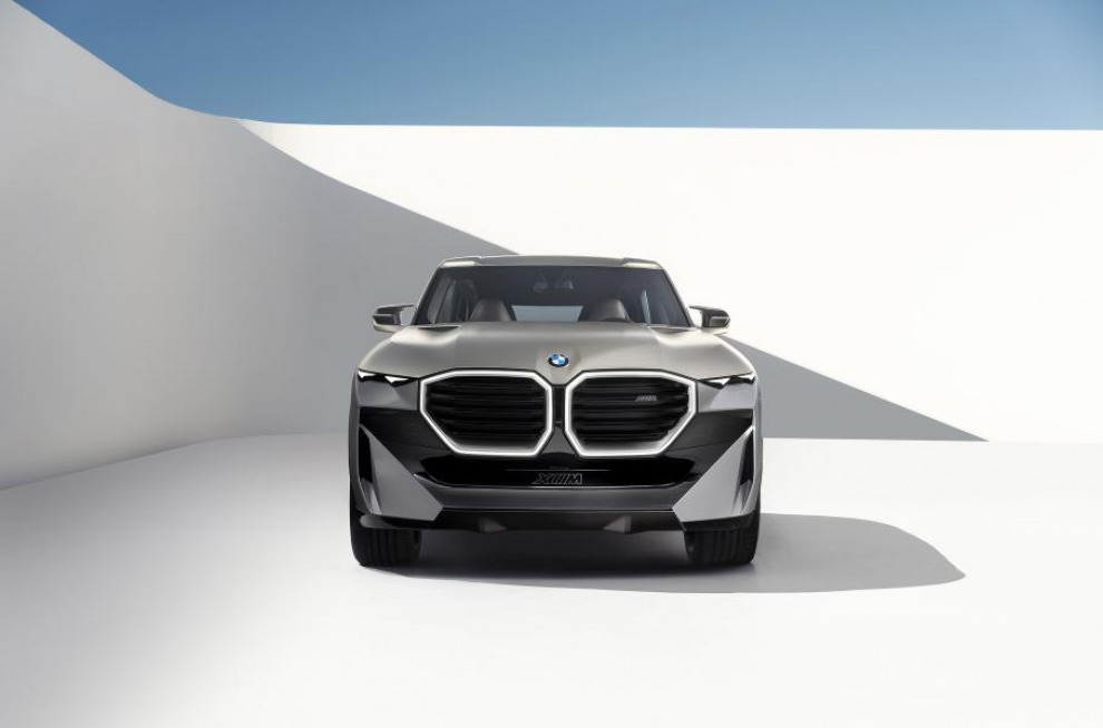 Подразделение BMW M готовит к выпуску свой первый гибридный кроссовер