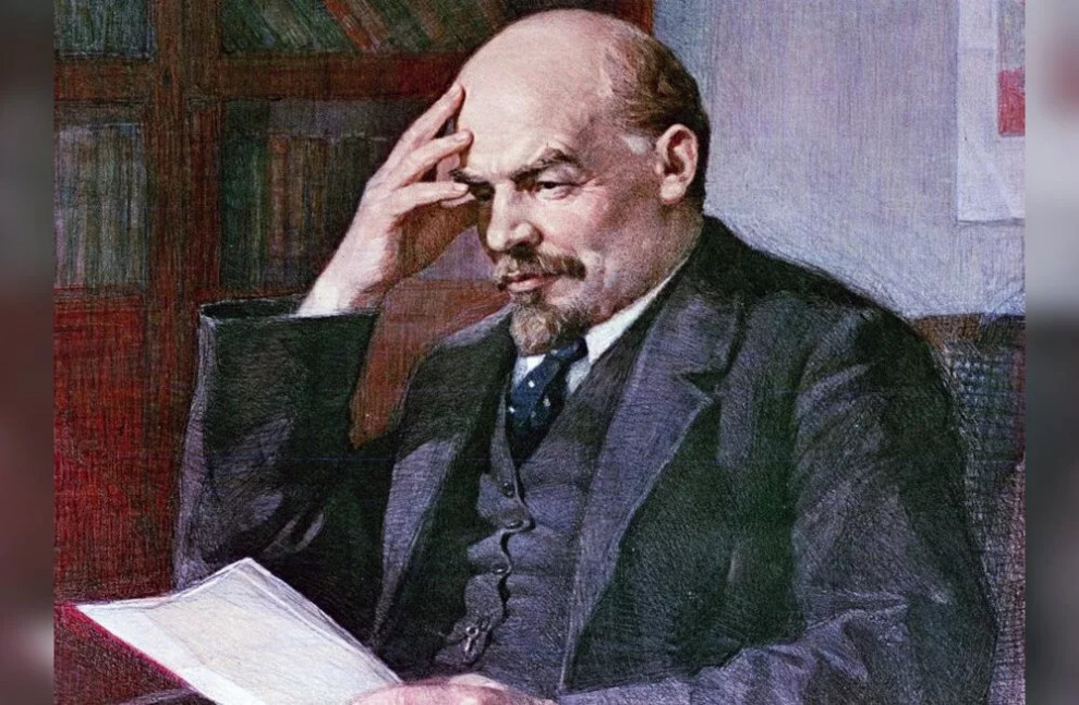 Ленин с нами! Исторический детектив с элементами нервных болезней
