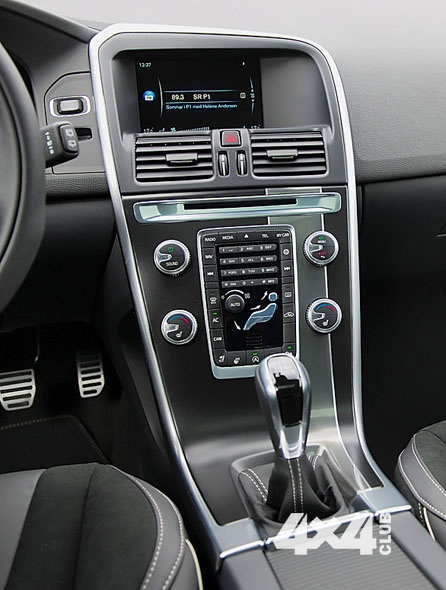 Volvo XC60 - model year 2016, interior